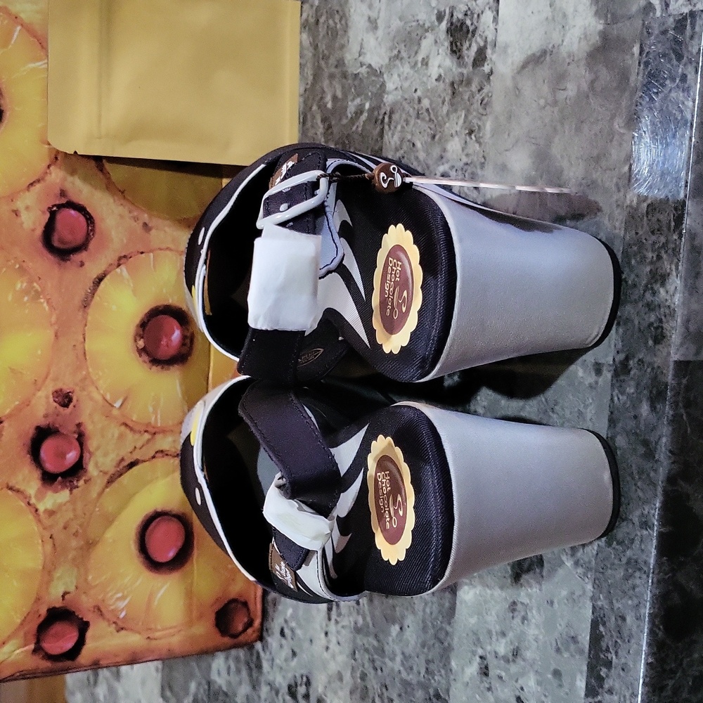 Hot Chocolate Design Black Birds Sandal - Picture 10 of 16